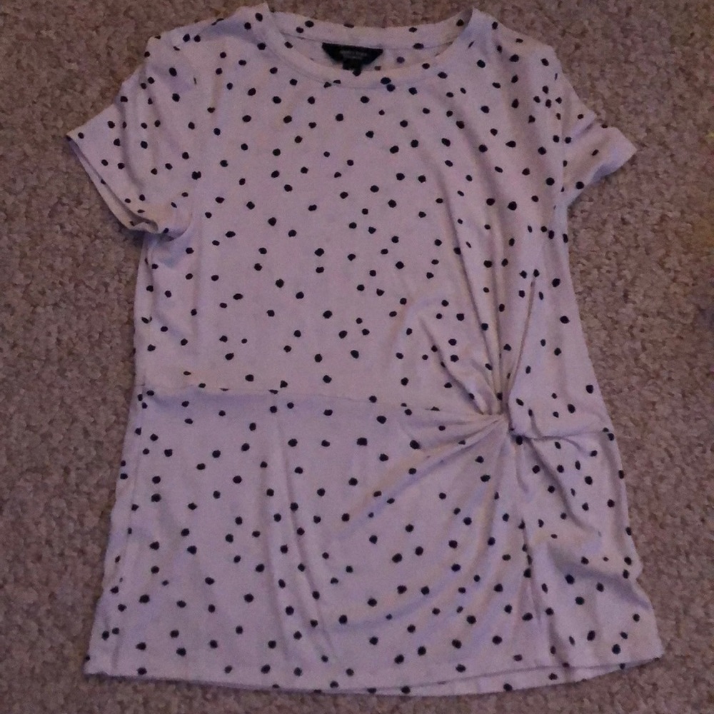 White and Black Poka dot t-shirt